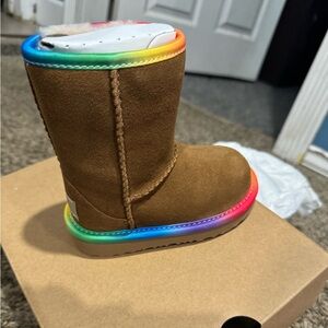 Kids size 6c Ugg boots brand new! Never worn!